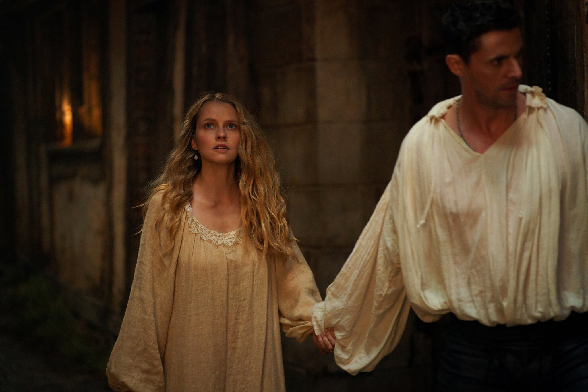 A Discovery Of Witches Erster Trailer Zu Staffel 3 Veroffentlicht