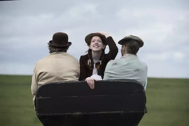 Anne auf einer Kutsche | Foto: Netflix