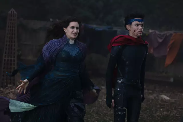 Hexe Agatha und Wiccan (rechts) im Finale von "Agatha All Along". | Foto: © 2024 MARVEL