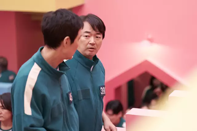 Auch Gi-huns bester Freund Jung-bae ist den Spielen beigetreten | Foto: No Ju-han/Netflix