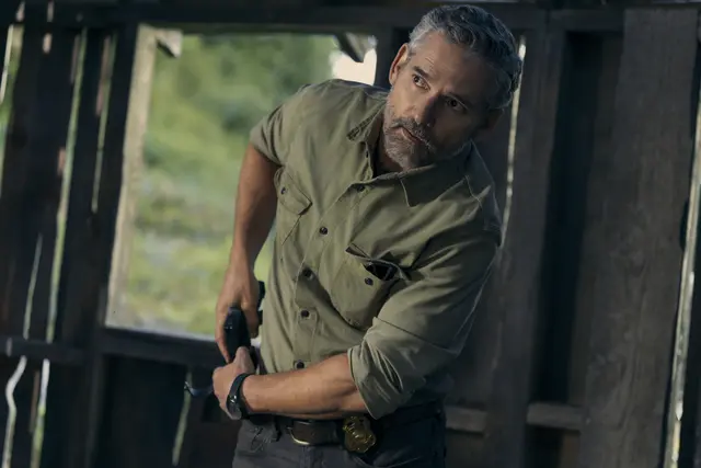 Eric Bana im Netflix-Erfolg "Untamed". Er kehrt in Staffel 2 als Special Agent Kyle Turner zurück. | Foto: RICARDO HUBBS/NETFLIX