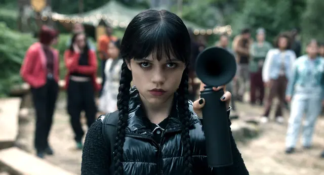 "Wednesday" Staffel 2 startet im August auf Netflix. | Foto: COURTESY OF NETFLIX