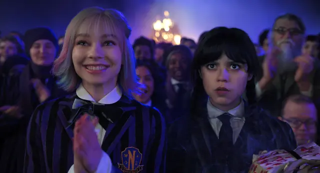Wednesday und Enid sind zurück in der 2. Staffel „Wednesday“. | Foto: COURTESY OF NETFLIX