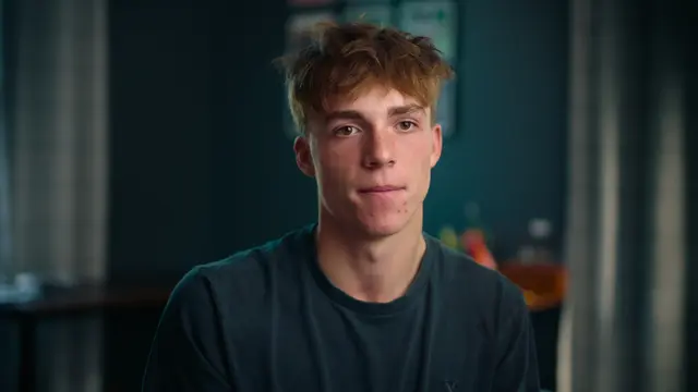 Owen (Foto) war gemeinsam mit seiner Freundin Lauryn von den Textnachrichten betroffen. | Foto: Courtesy of Netflix