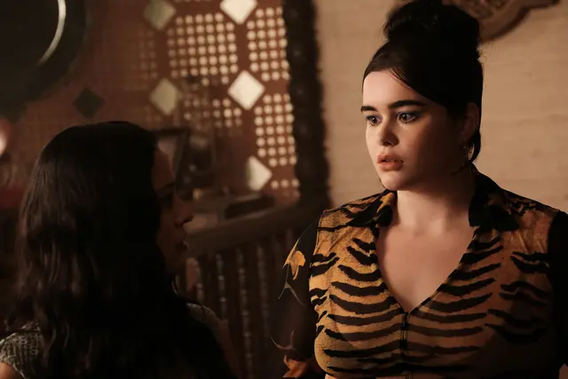 Barbie Ferreira (rechts) - hier in Staffel 2 von "Euphoria" - kehrt nicht als Kat in Staffel 3 zurück. | Foto: © 2022 Home Box Office, Inc. All rights reserved. HBO® and all related channels and service marks are the property of Home Box Office, Inc.