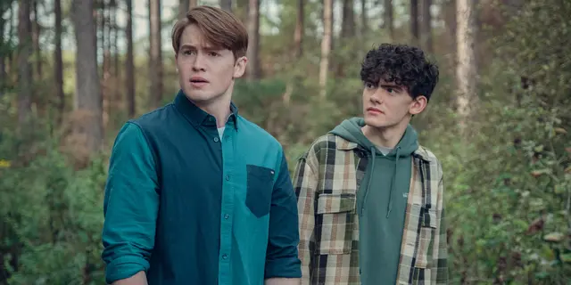 Nick (Kit Connor) und Charlie (Joe Locke) bekommen mit dem Spielfilm "Heartstopper Forever" einen würdigen Abschluss. | Foto: Netflix / Samuel Dore