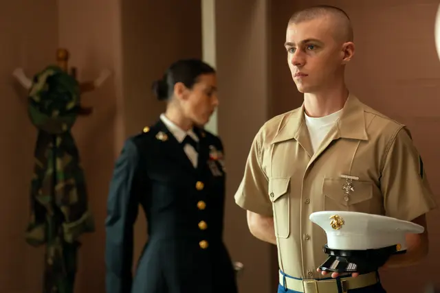 Cameron Cope im Finale der 1. Staffel "Boots". | Foto: Alfonso "Pompo" Bresciani/Netflix © 2023