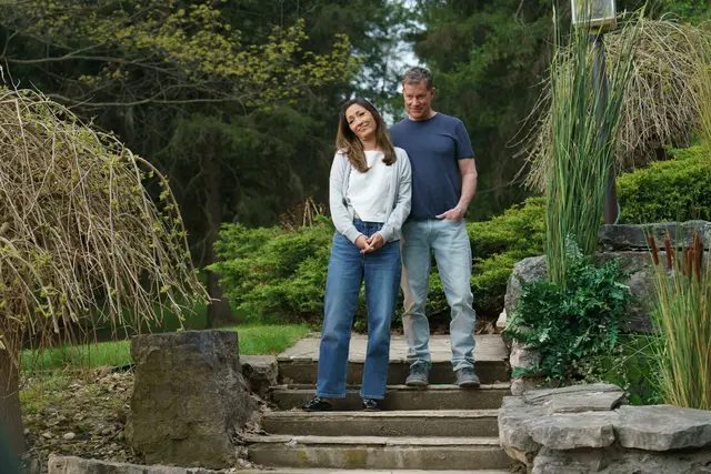 Shanes Eltern unterstützen ihn in allen Lebenslagen. | Foto: HBO Max &amp; Crave