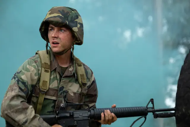 Szene aus der 1. Staffel "Boots" auf Netflix. | Foto: Patti Perret/Netflix © 2024