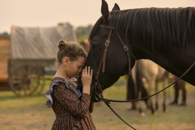 "Unsere kleine Farm" kehrt als Neuauflage zurück. Ab 9. Juli auf Netflix. | Foto: ERIC ZACHANOWICH/NETFLIX