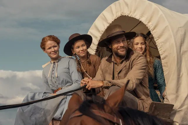 Die Ingalls ziehen in Staffel 2 von „Unsere kleine Farm“ weiter. | Foto: ERIC ZACHANOWICH/NETFLIX
