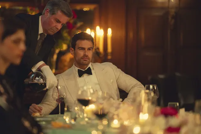 Theo James in „The Gentlemen“ Staffel 2. | Foto: Christopher Raphael/Netflix