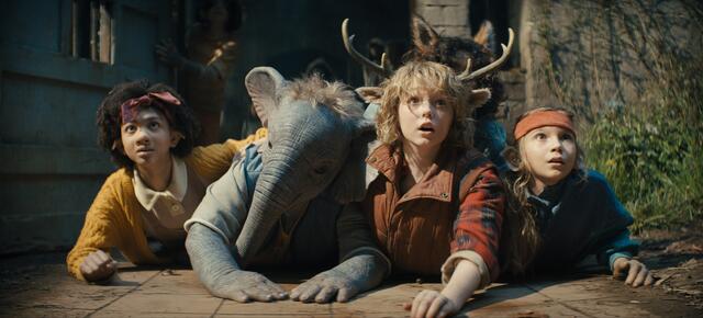 In der zweiten Staffel von "Sweet Tooth" müssen Gus und seine Hybriden-Freund*innen aus den Fängen von General Abbot und den Last Men entkommen. Seht hier den offiziellen Trailer. | Foto: COURTESY OF NETFLIX